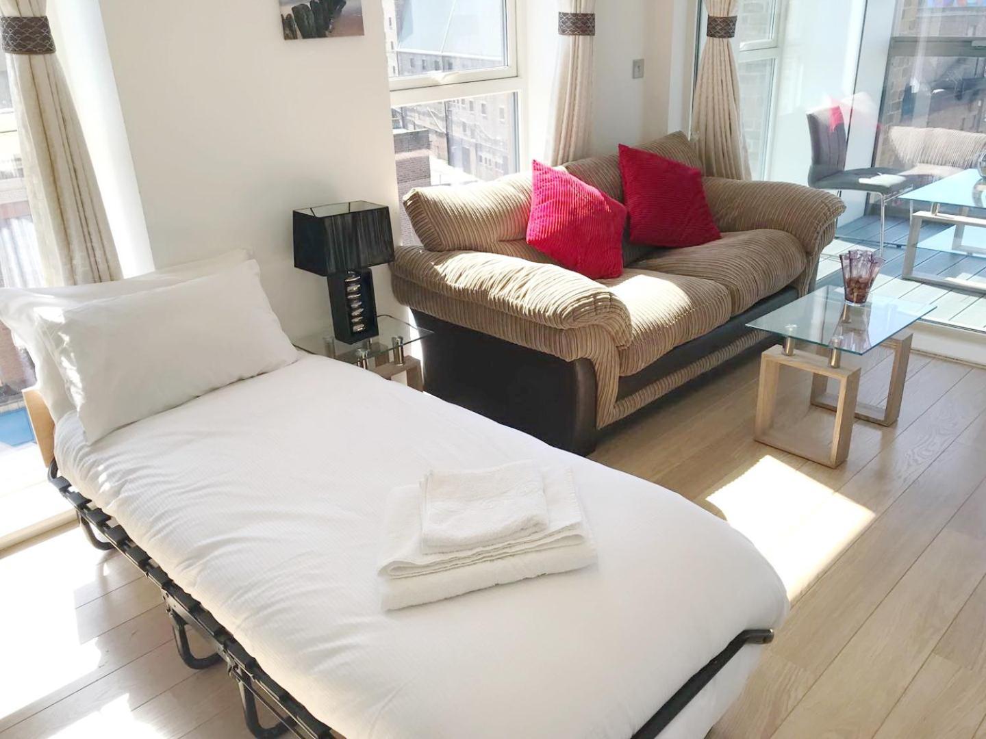 Apartment Brand New 2 Bedroom 2 Bath Flat At Brixton Station And O2 For Max 7 Guests