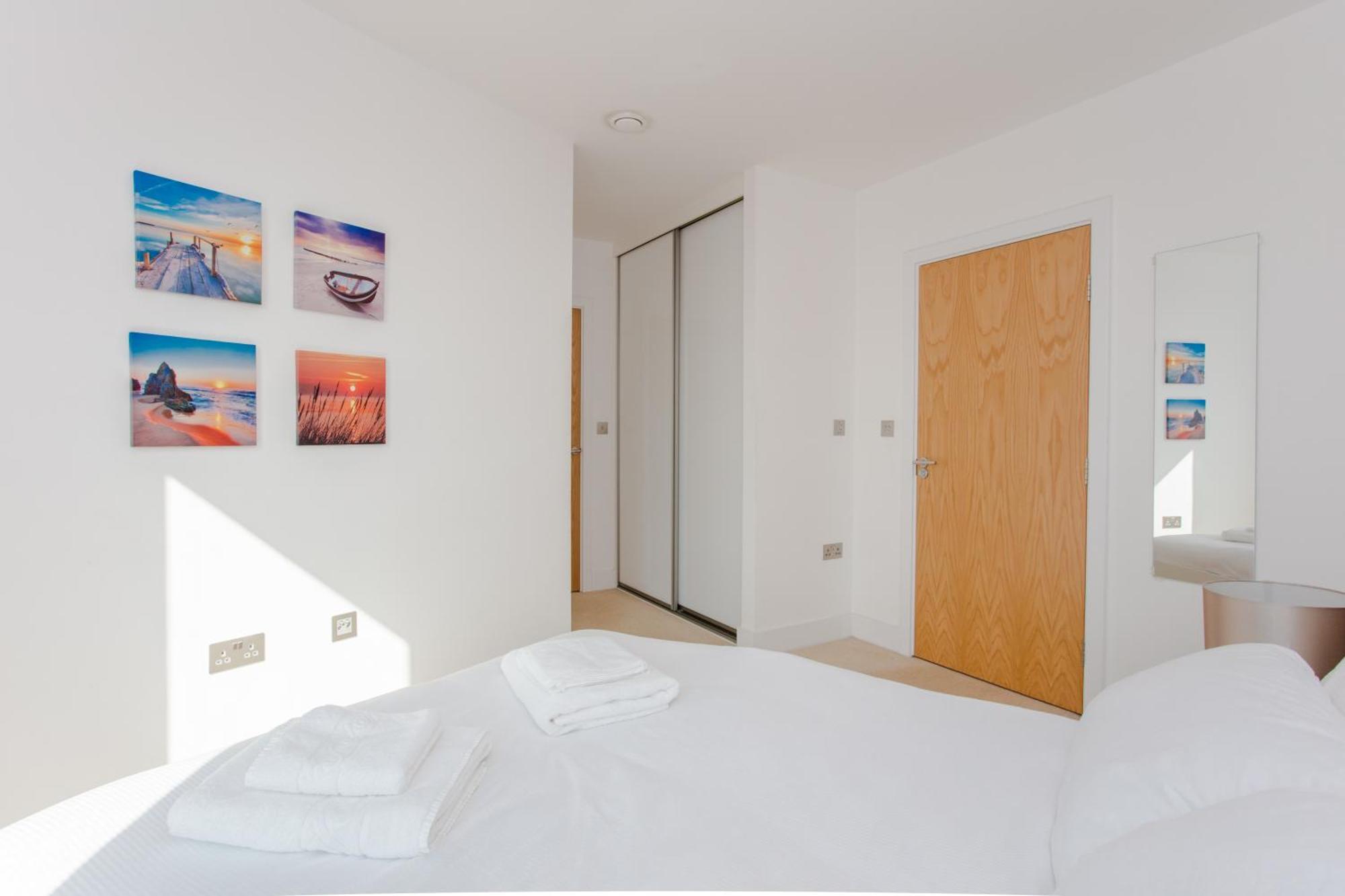 Brand New 2 Bedroom 2 Bath Flat At Brixton Station And O2 For Max 7 Guests Apartment London