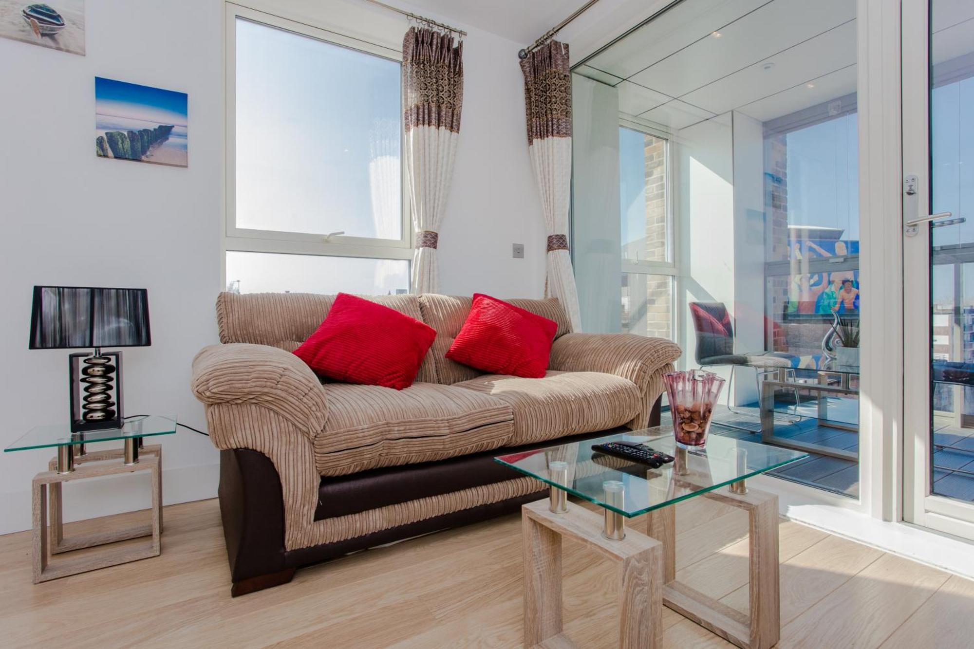Brand New 2 Bedroom 2 Bath Flat At Brixton Station And O2 For Max 7 Guests Apartment London